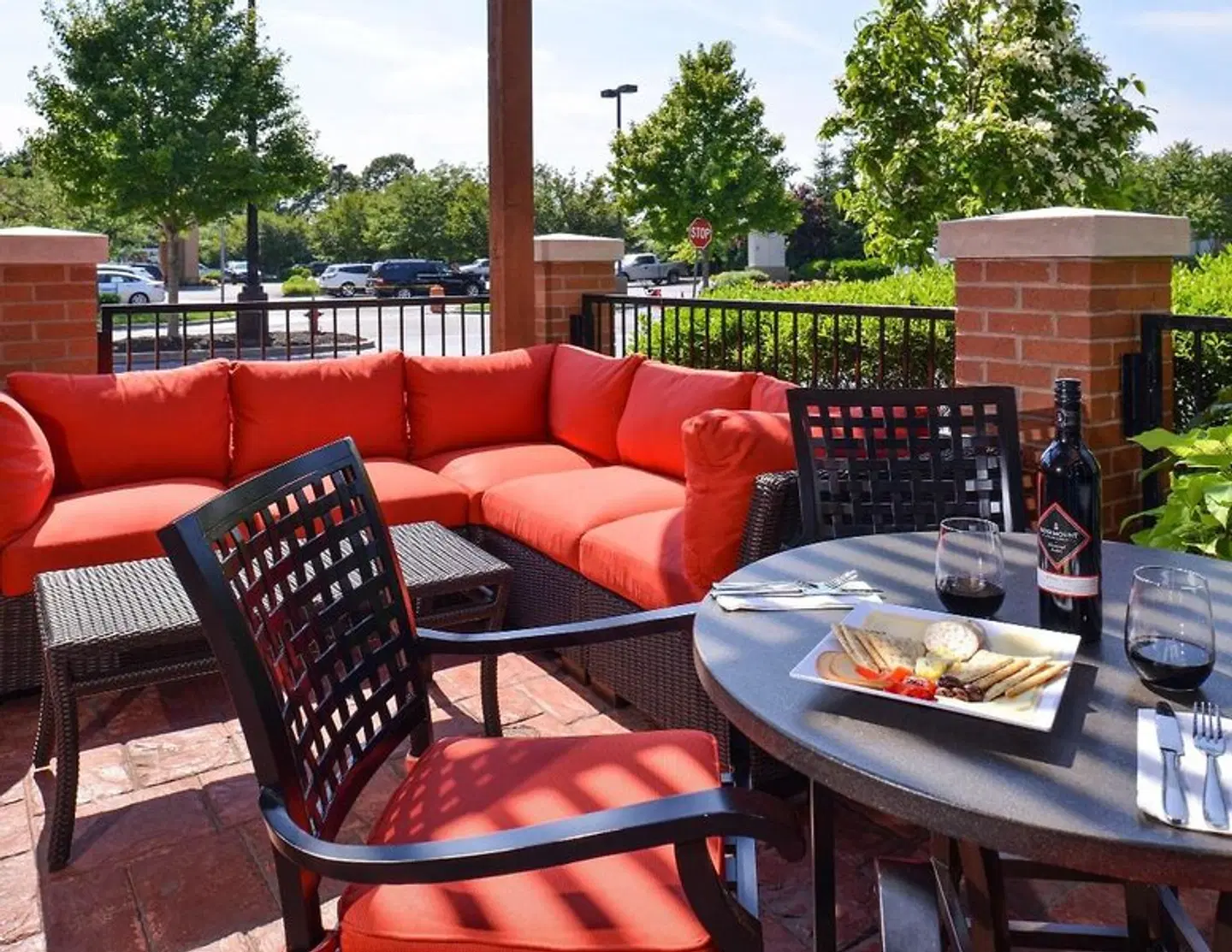 Hyatt Place Garden City Terrasse