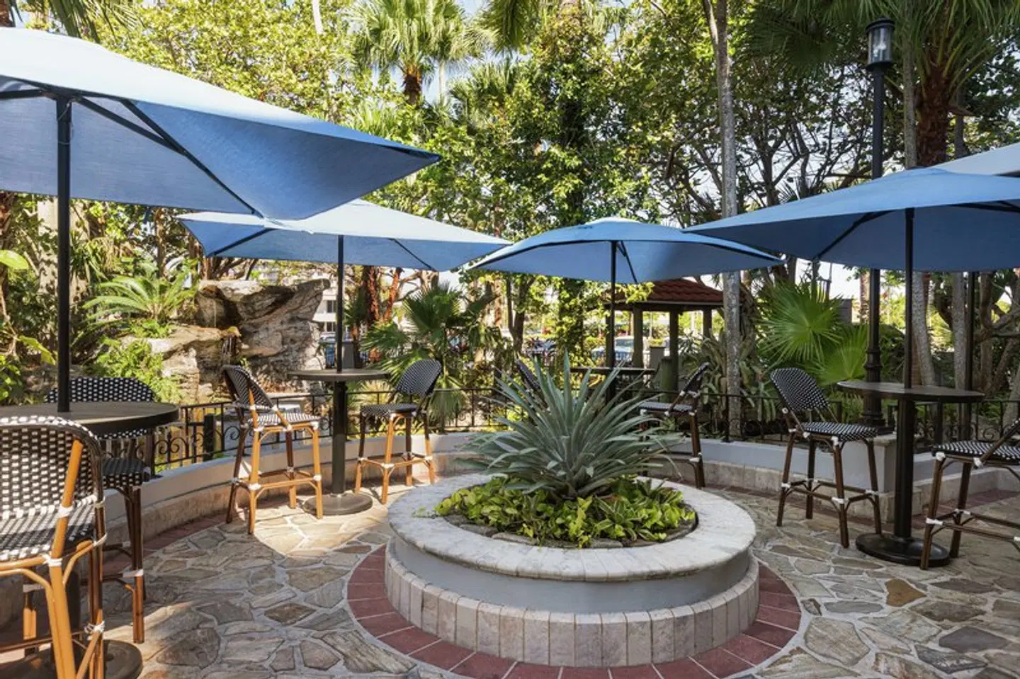 Embassy Suites by Hilton Fort Lauderdale - 17th Street Terrasse