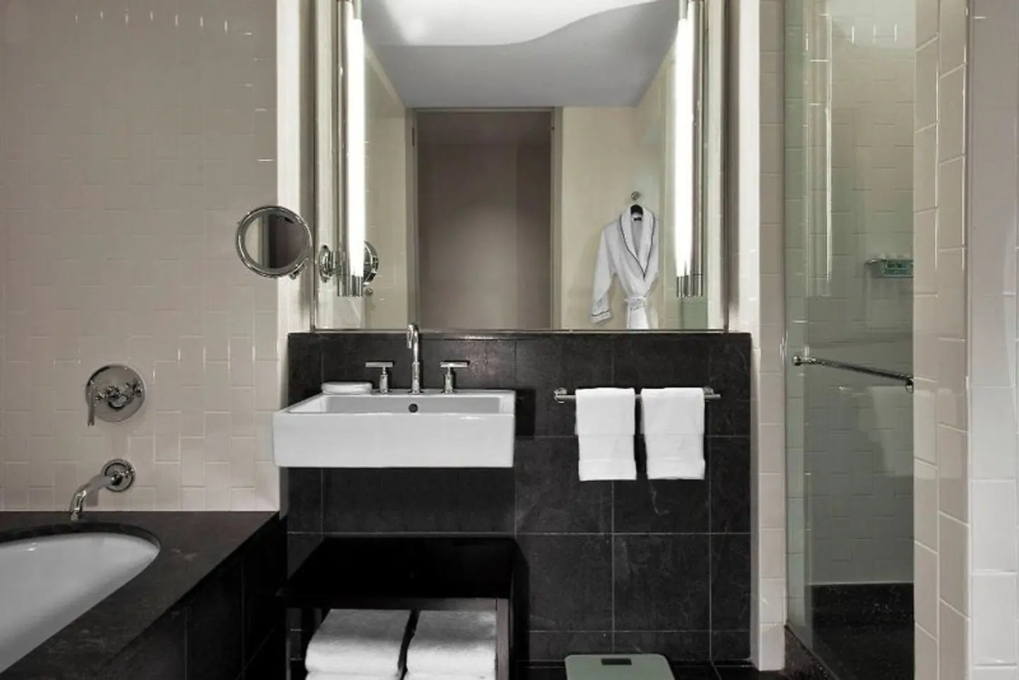 W Hoboken Badezimmer