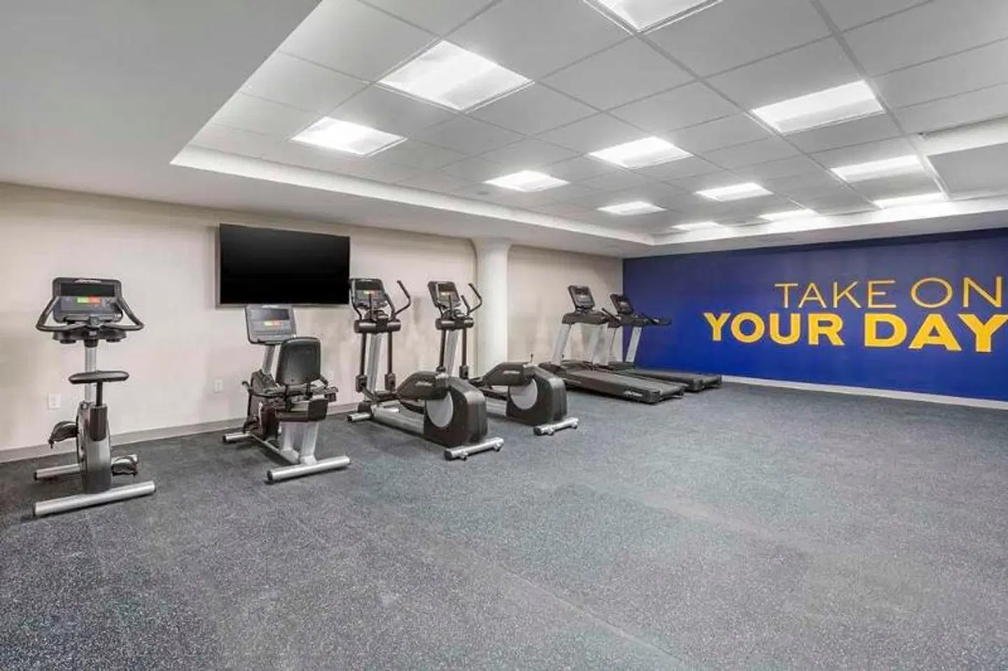 Four Points by Sheraton Newark Airport SPORTS_AND_LEISURE