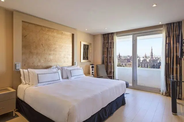 The Level at Meliá Sevilla ROOM_EXAMPLE