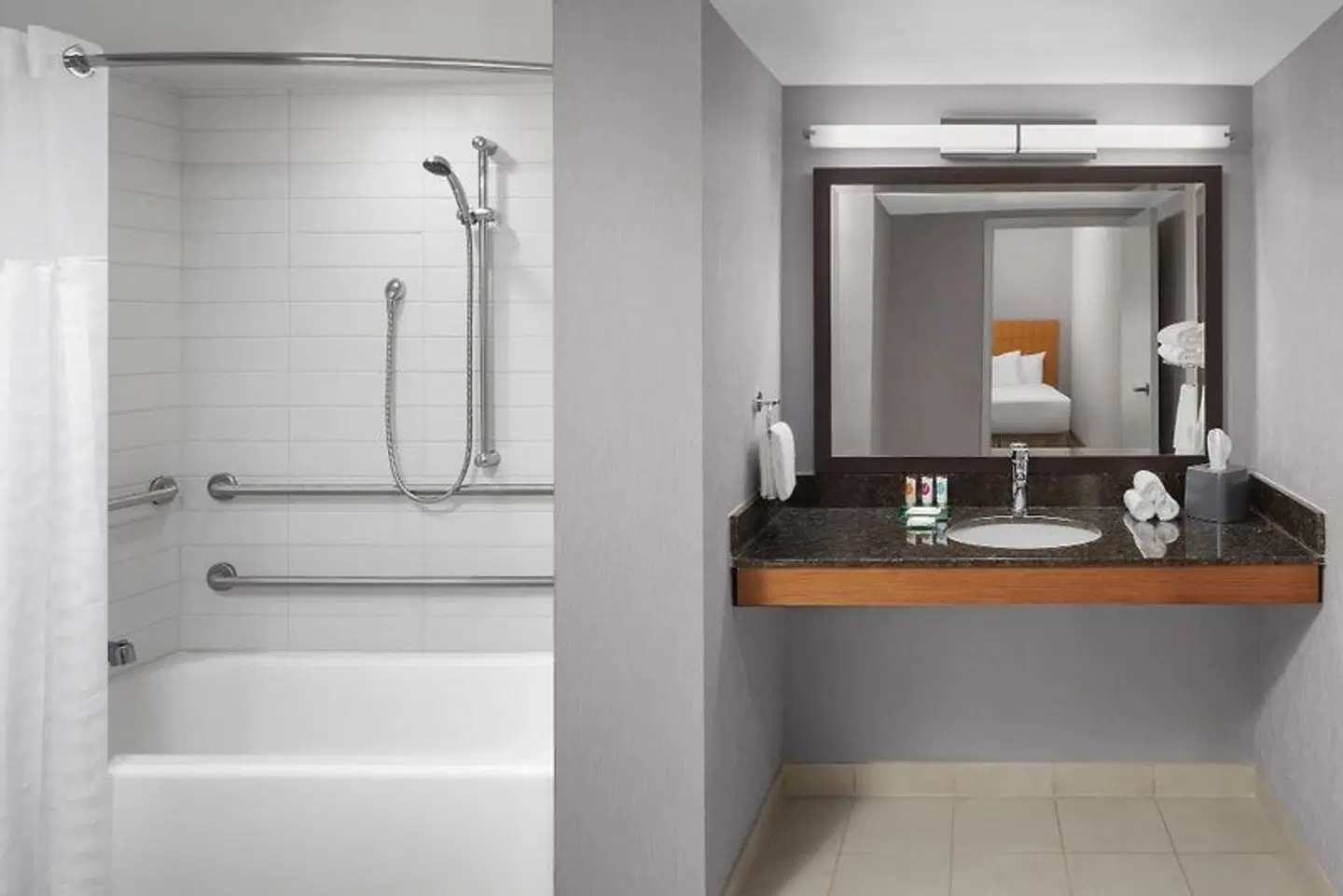 Hyatt Place Boston/Braintree Badezimmer