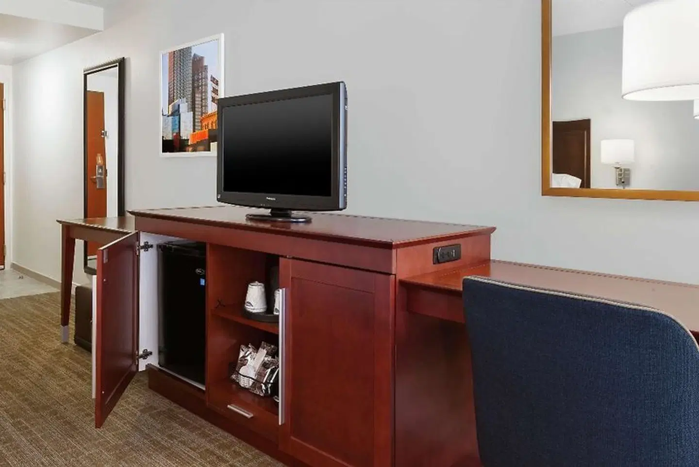 Hampton Inn Boston/Peabody ROOM_EXAMPLE