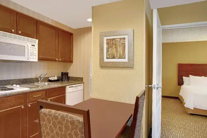 Homewood Suites by Hilton Tampa-Brandon – Hotelfoto