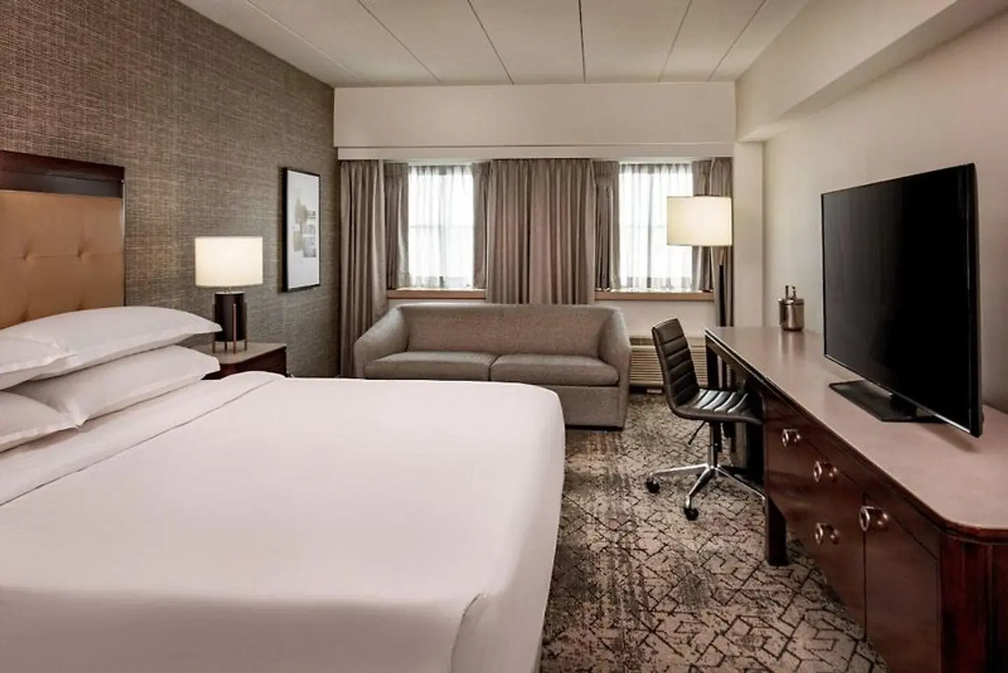 Sheraton Boston Needham Hotel ROOM_EXAMPLE
