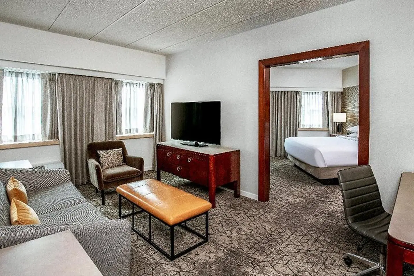 Sheraton Boston Needham Hotel ROOM_EXAMPLE