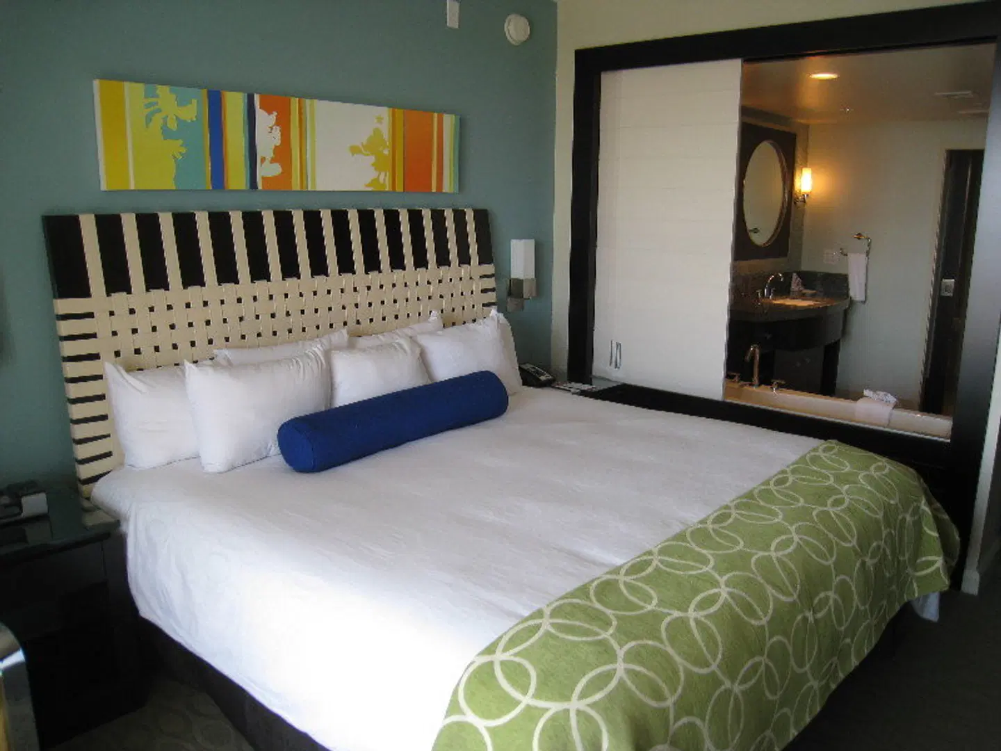 Bay Lake Tower at Disney's Contemporary Resort SPORTS_AND_LEISURE