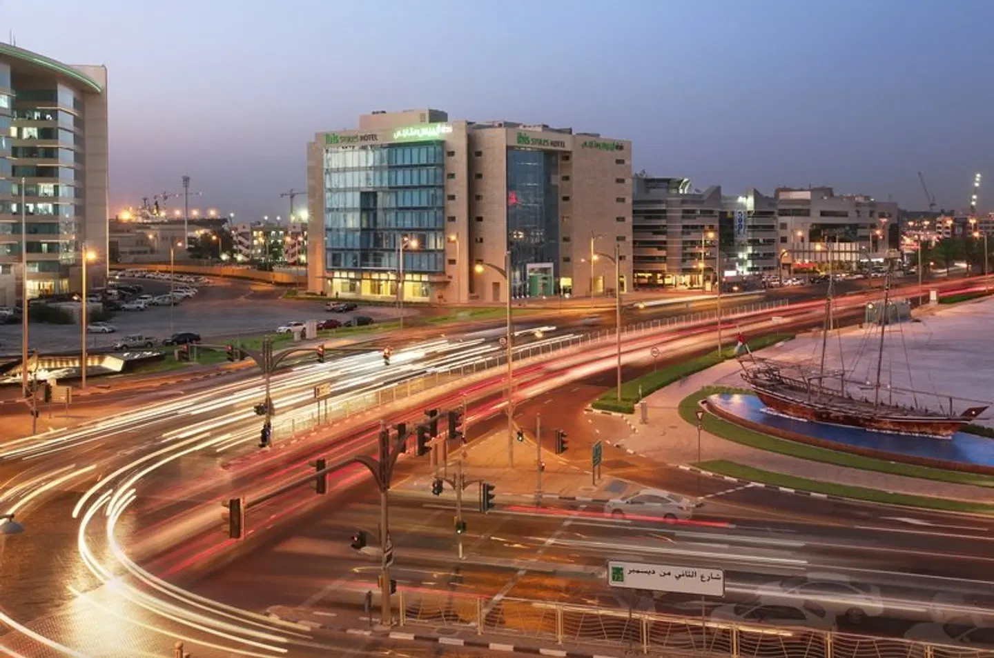 ibis Styles Dubai Jumeira EXTERIOR