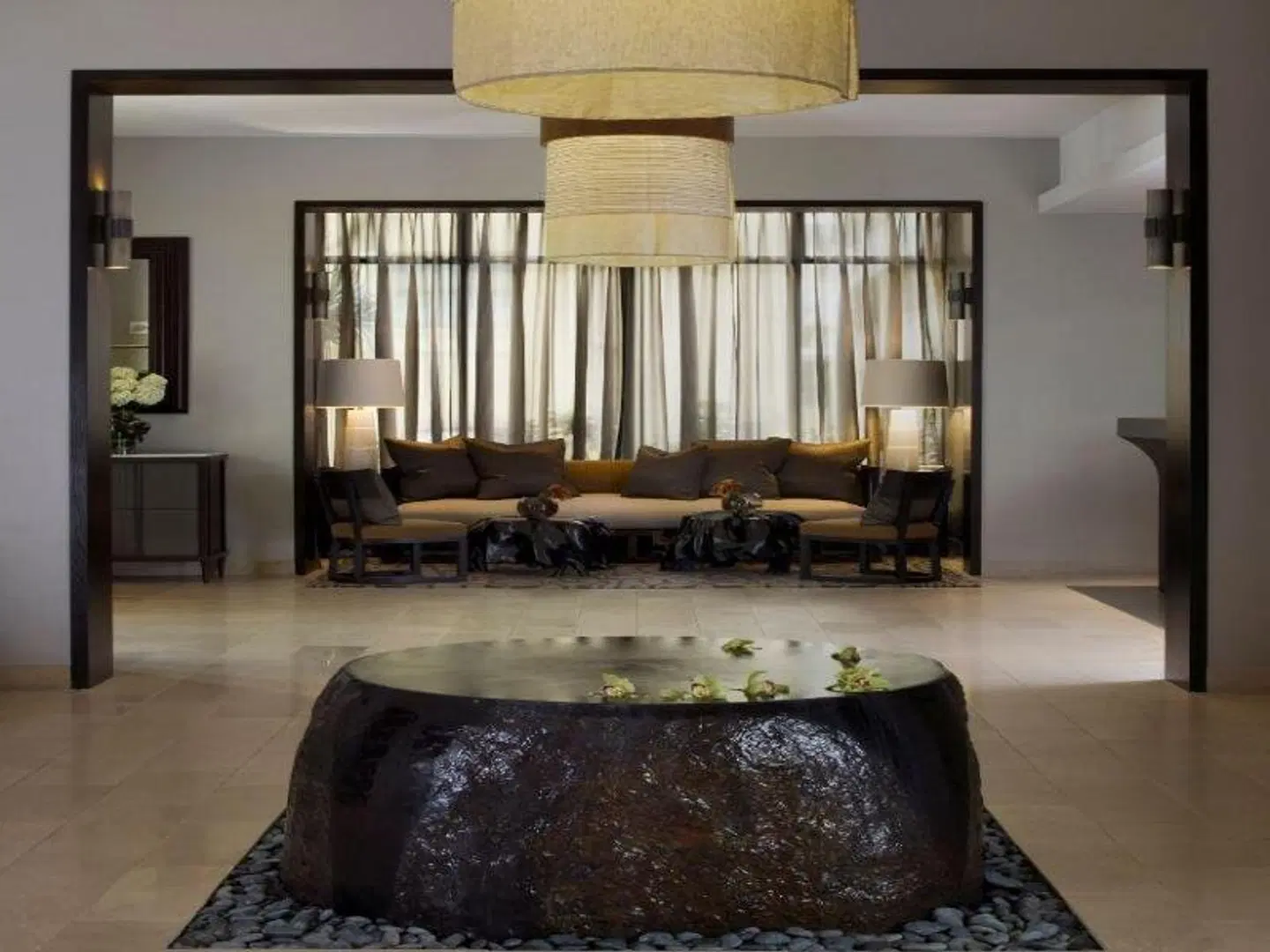 Renew LOUNGE_LOBBY