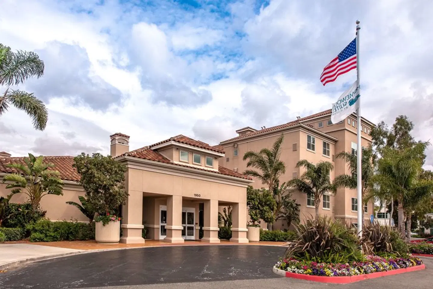 Homewood Suites by Hilton Oxnard/Camarillo EXTERIOR