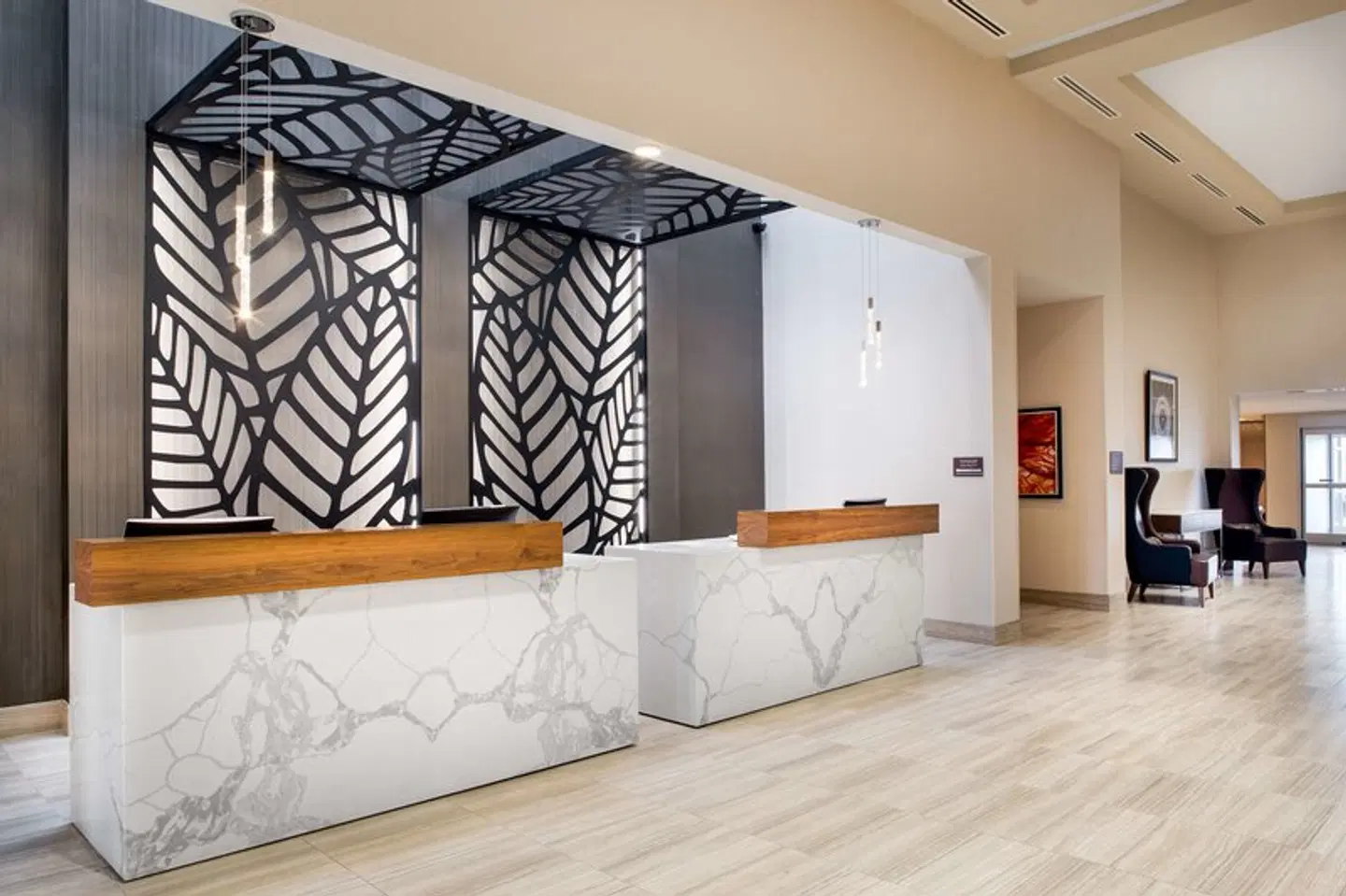 DoubleTree by Hilton Toronto Airport LOUNGE_LOBBY
