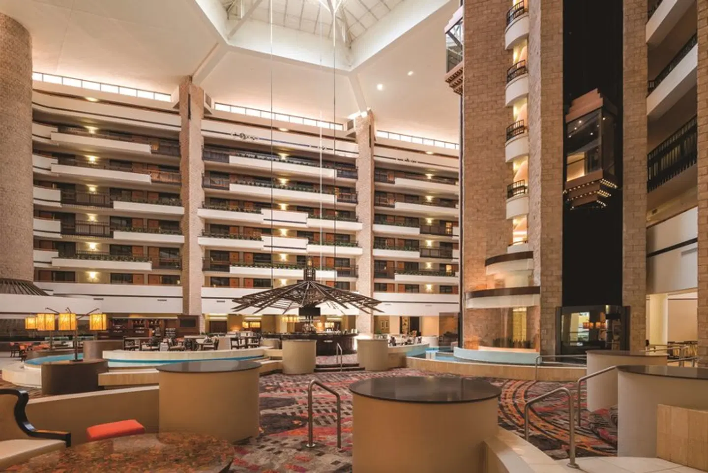 Embassy Suites by Hilton Orlando International Drive ICON Park Restaurant