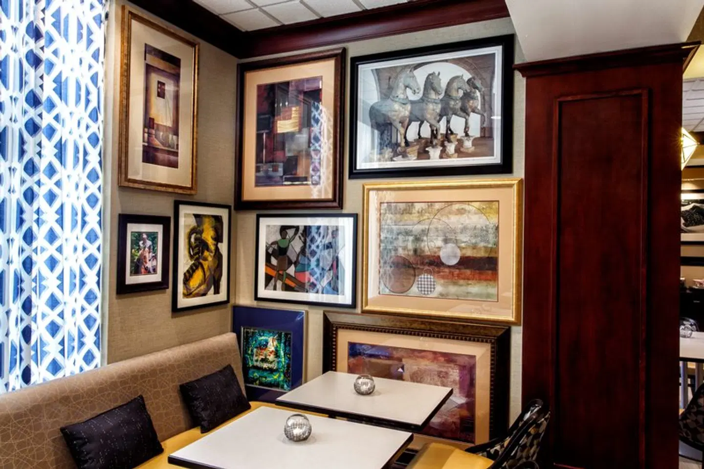 Hampton Inn & Suites Staten Island ROOM_EXAMPLE