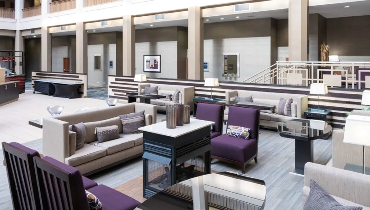 Embassy Suites by Hilton Chicago North Shore Deerfield LOUNGE_LOBBY
