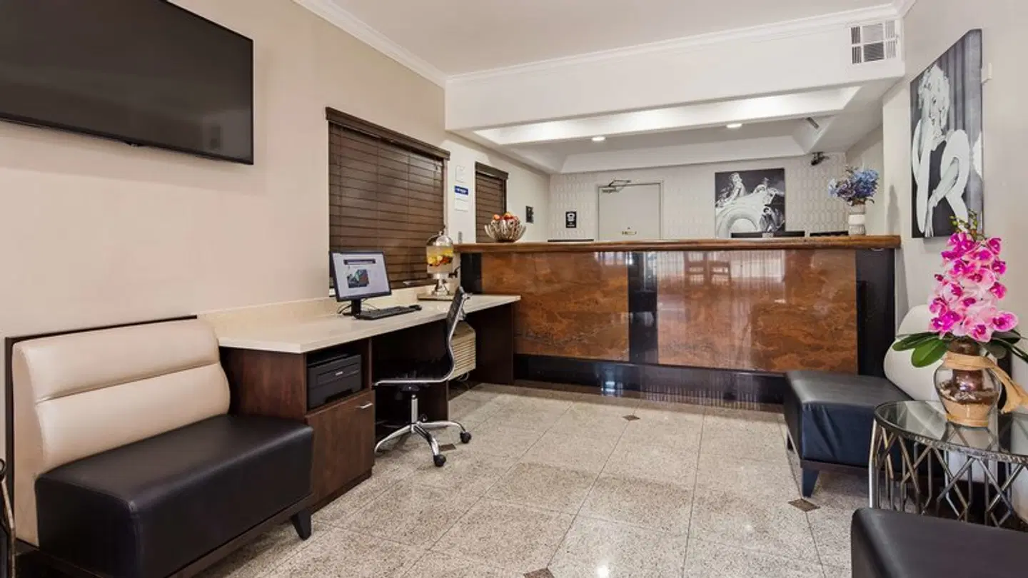 Best Western Hollywood Plaza Inn ROOM_EXAMPLE