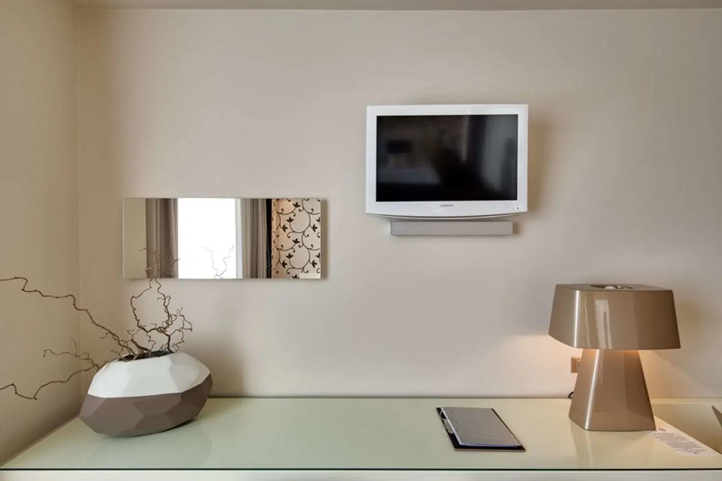 Best Western Plus Leone di Messapia Hotel & Conference ROOM_EXAMPLE