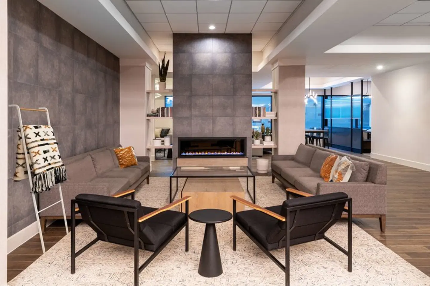 DoubleTree by Hilton Denver Cherry Creek LOUNGE_LOBBY