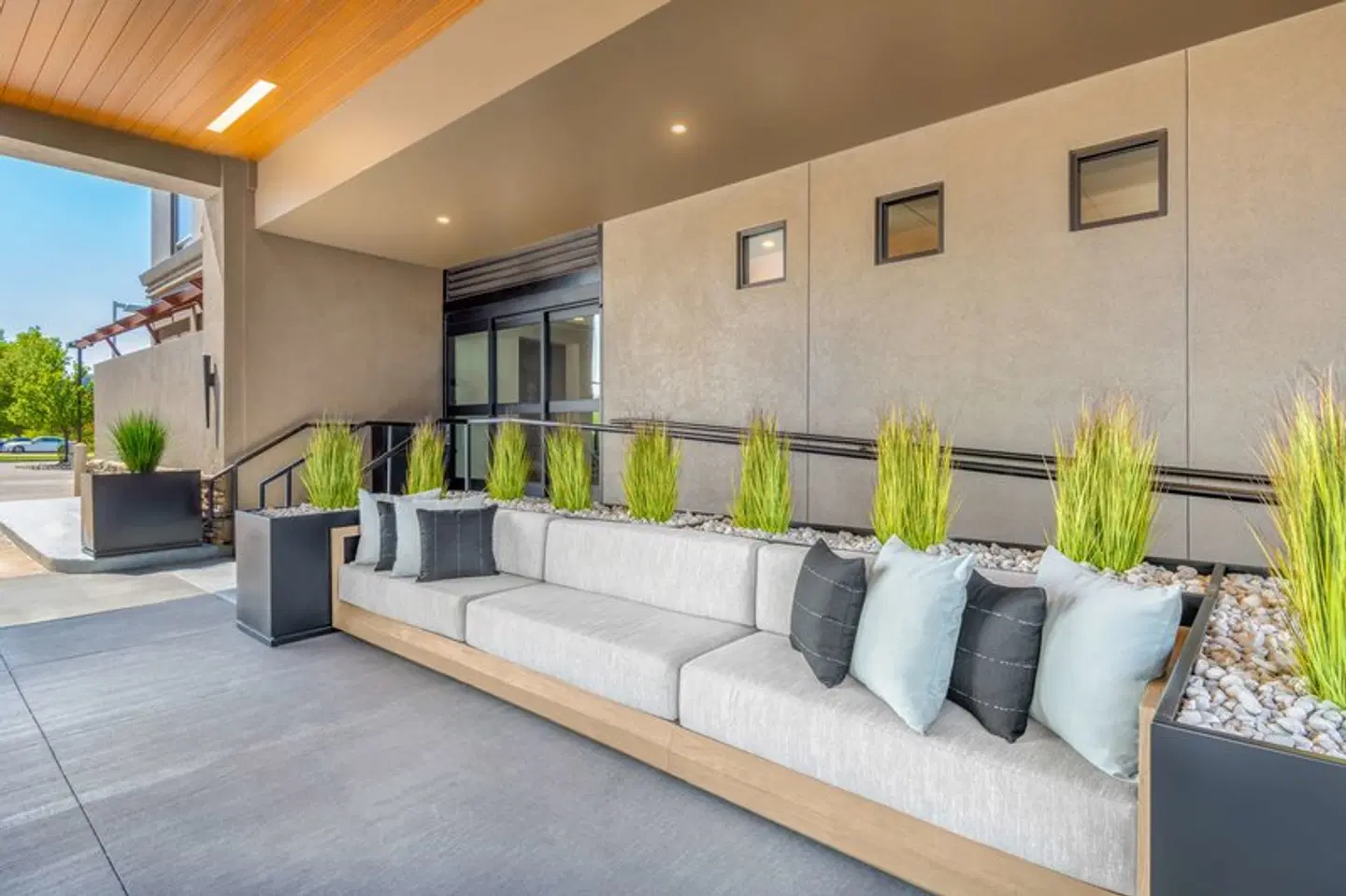 DoubleTree by Hilton Denver Cherry Creek LOUNGE_LOBBY