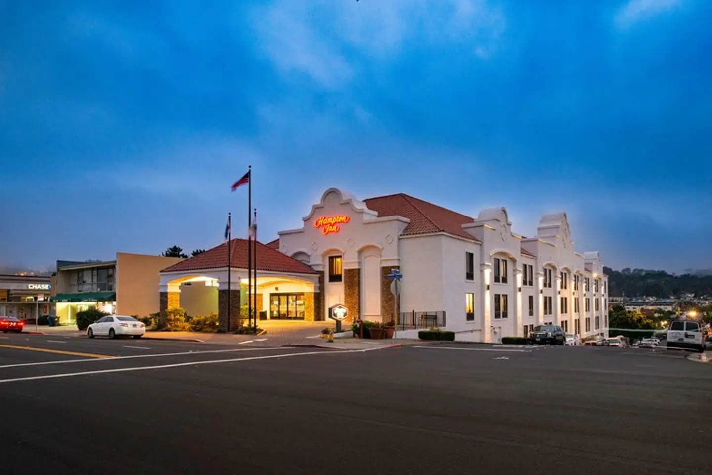 Hampton Inn San Francisco-Daly City EXTERIOR