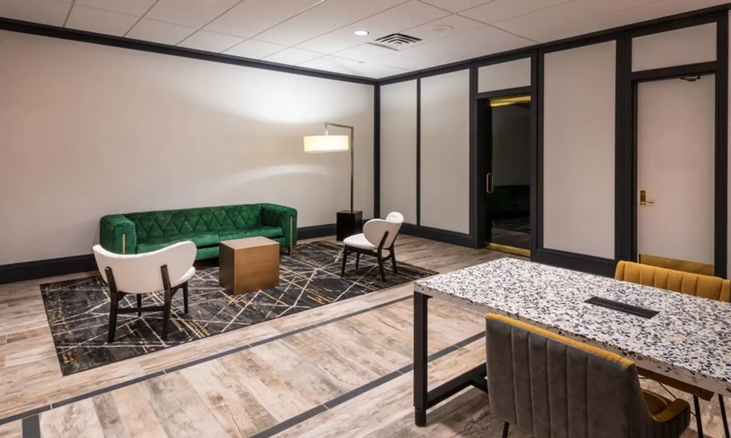 DoubleTree by Hilton Newark Penn Station HEALTH_BEAUTY