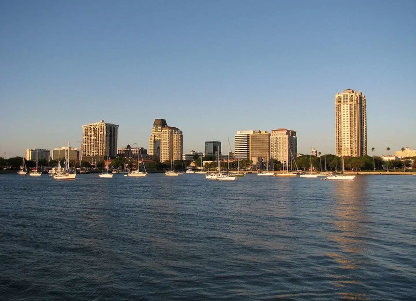 Hilton St. Petersburg Bayfront Strand