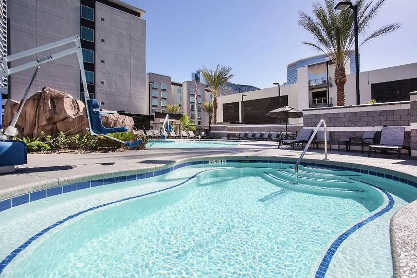 Hilton Garden Inn Las Vegas City Center OUTDOOR_POOL