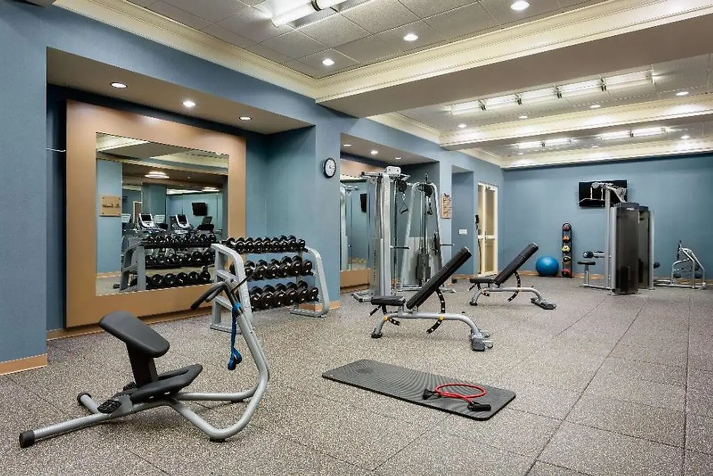 Hilton New York Times Square SPORTS_AND_LEISURE