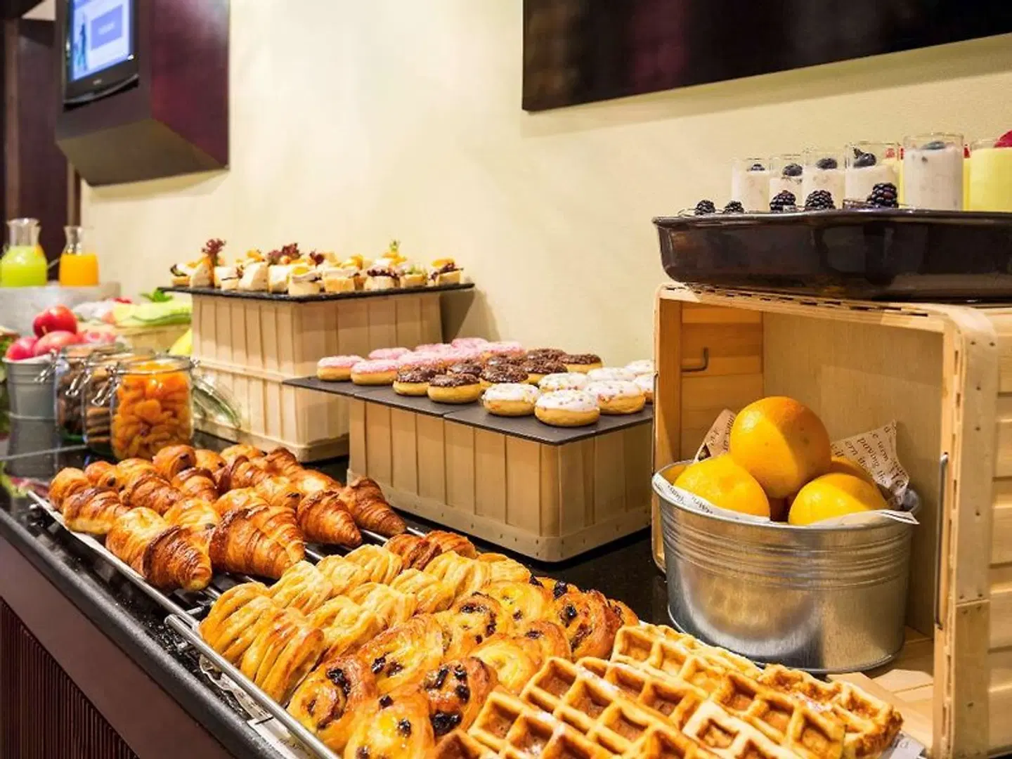 Novotel Deira Creekside Dubai Restaurant