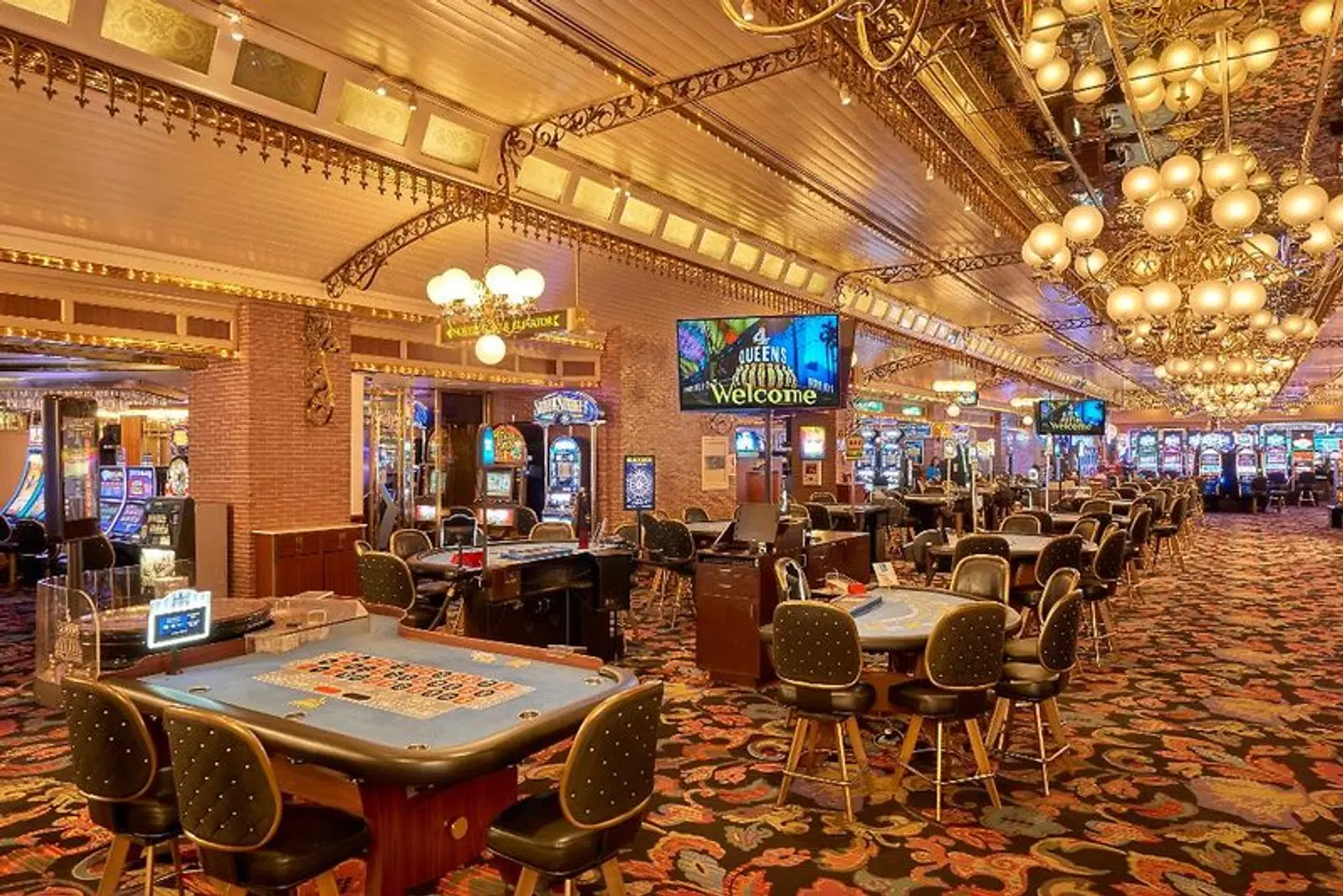 Four Queens Hotel and Casino Restaurant