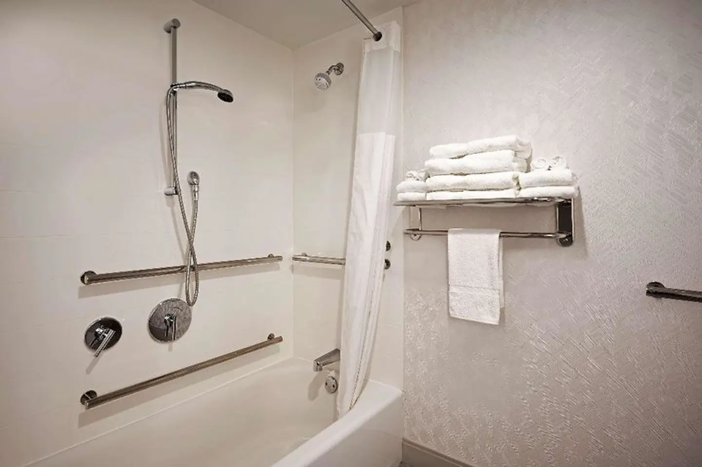 Hampton Inn Boston/Cambridge Badezimmer