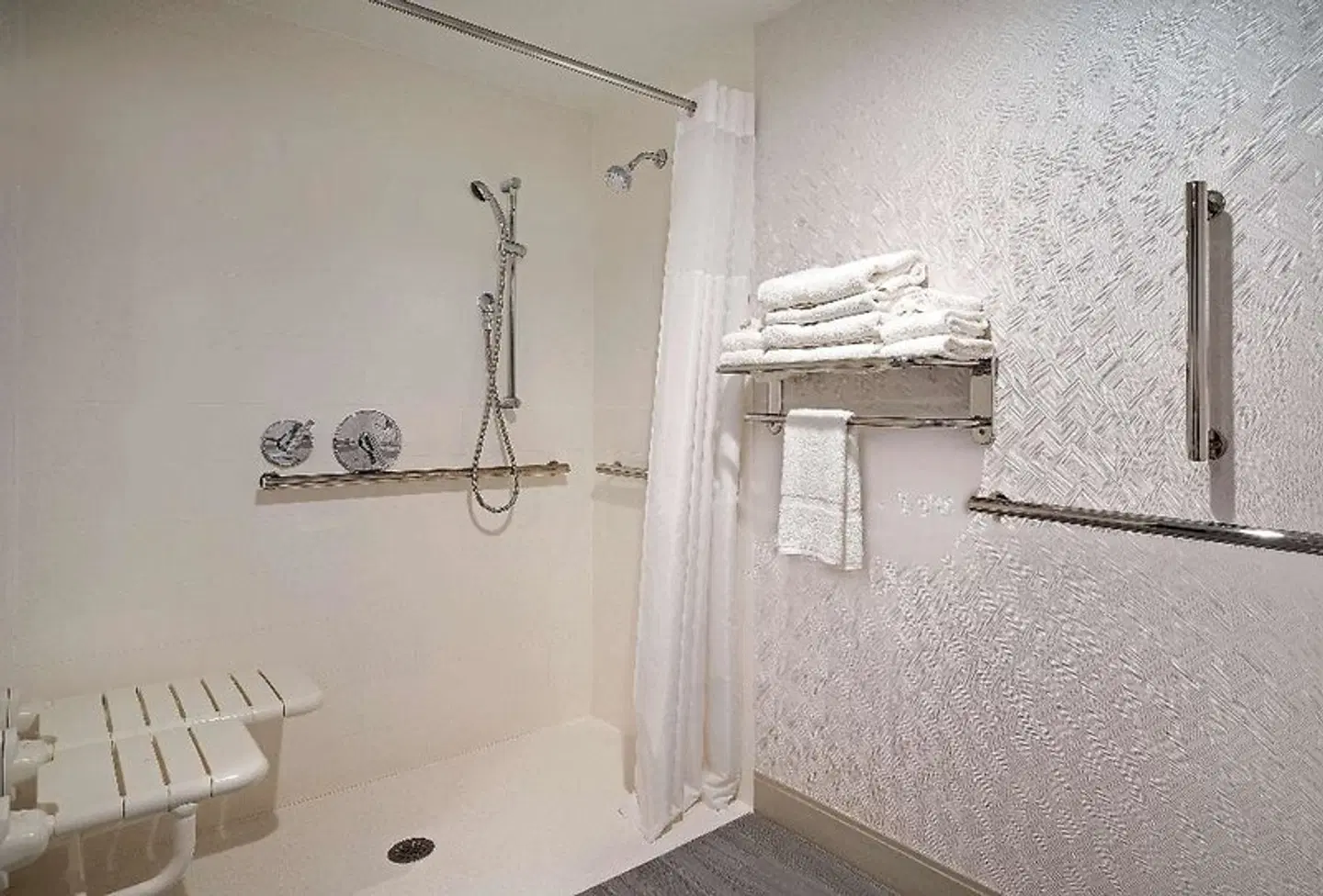 Hampton Inn Boston/Cambridge Badezimmer