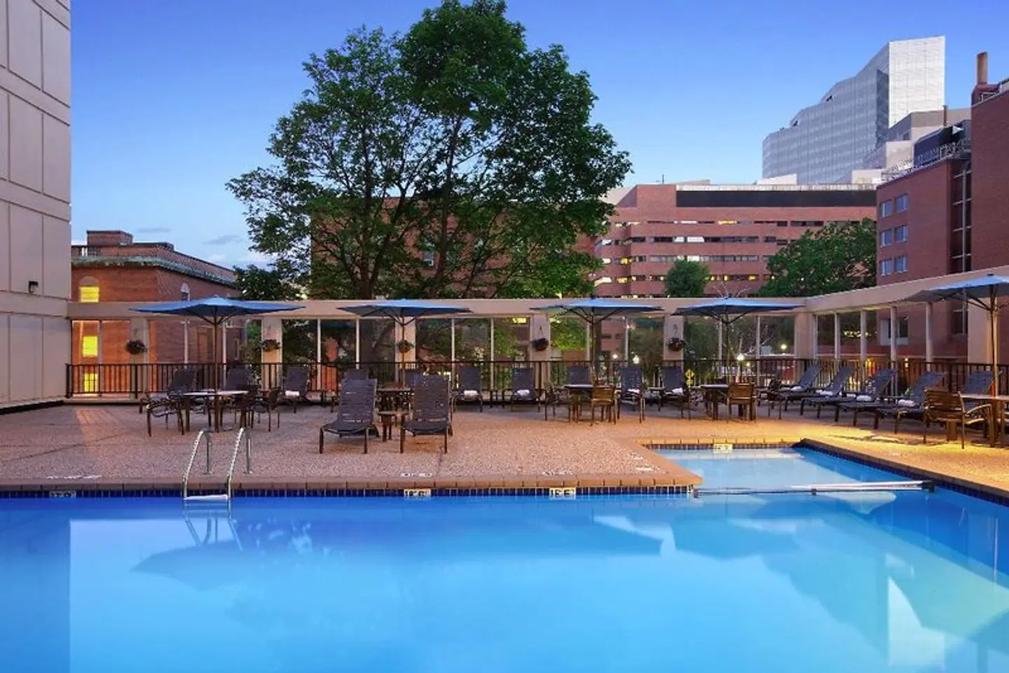 Wyndham Boston Beacon Hill OUTDOOR_POOL