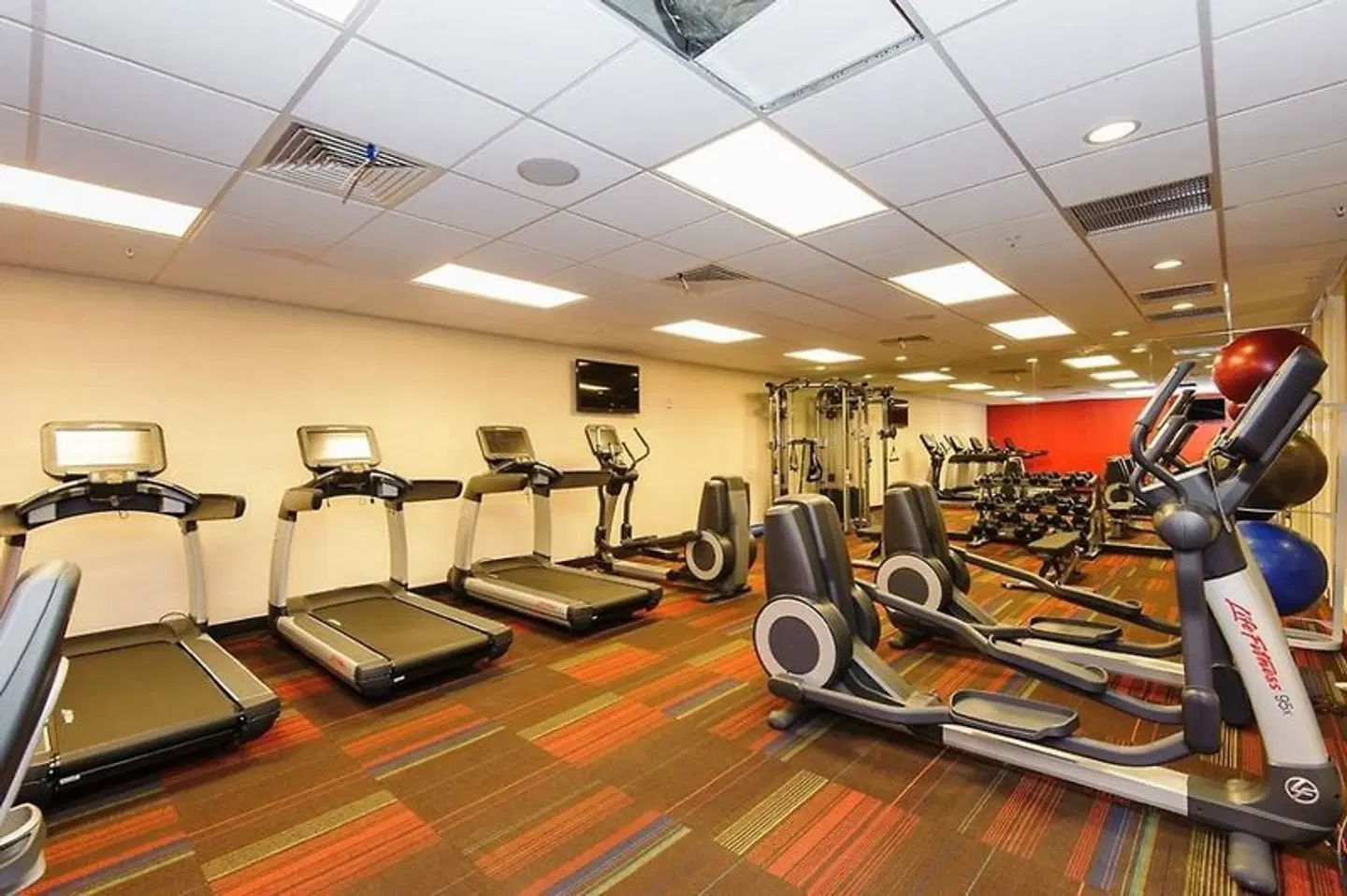 Courtyard by Marriott New York Manhattan/Times Square West SPORTS_AND_LEISURE