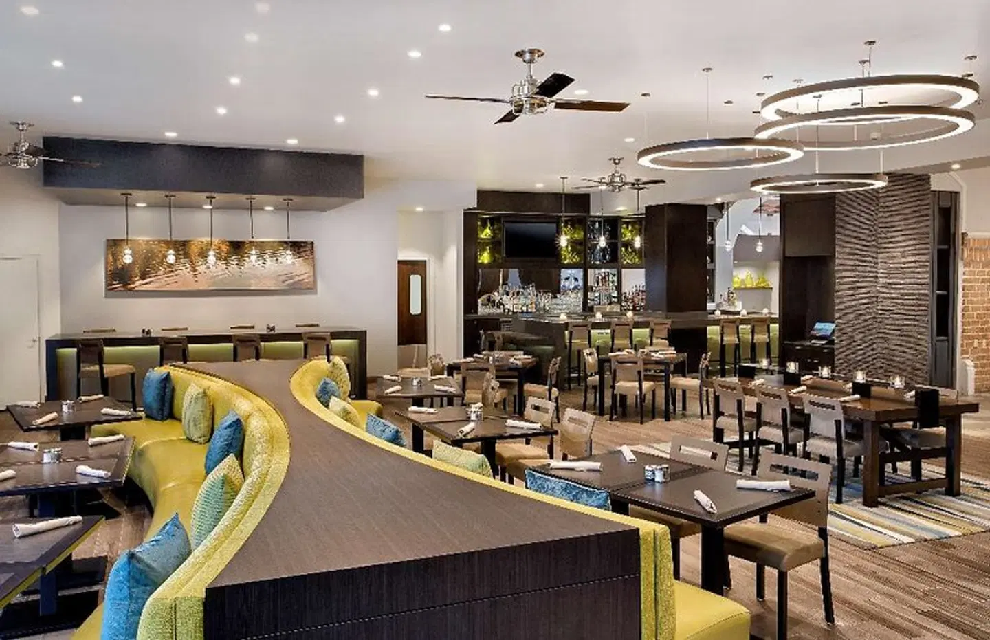 Embassy Suites by Hilton Orlando International Drive Convention Center Bar