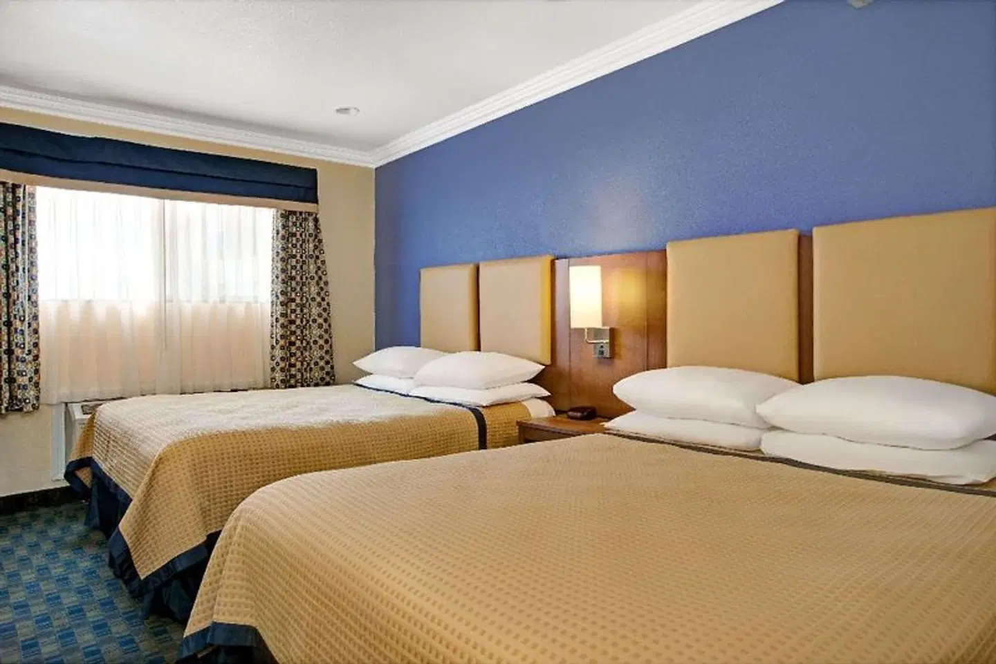 Days Inn by Wyndham San Francisco - Lombard ROOM_EXAMPLE