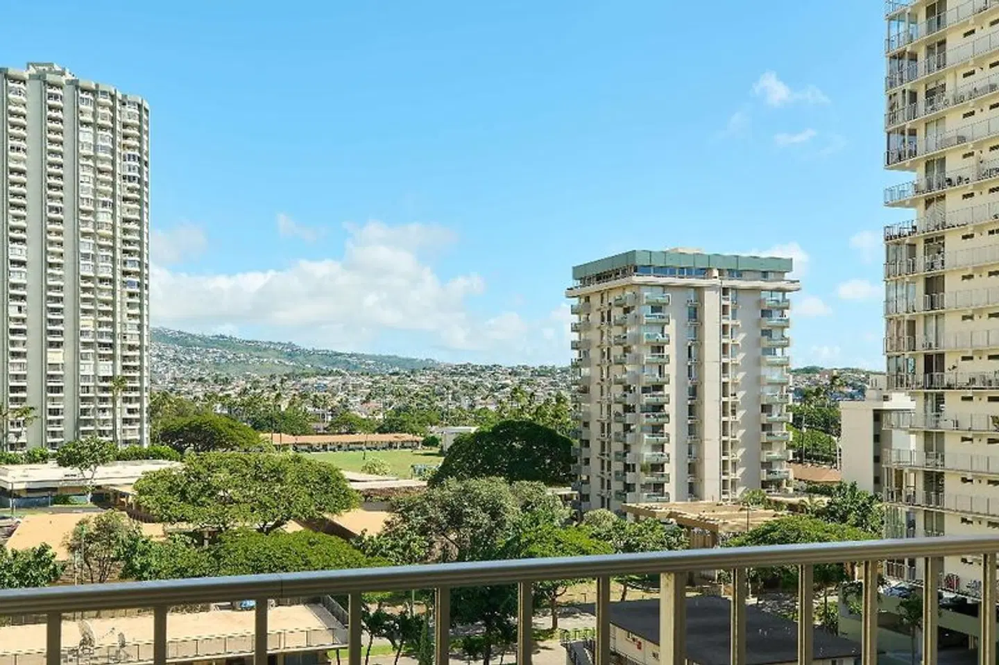 Ewa Hotel Waikiki Terrasse
