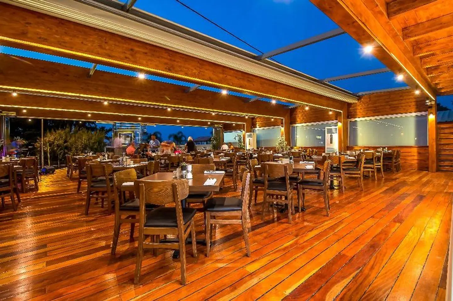 Sunny Days Hotel & Resort Restaurant