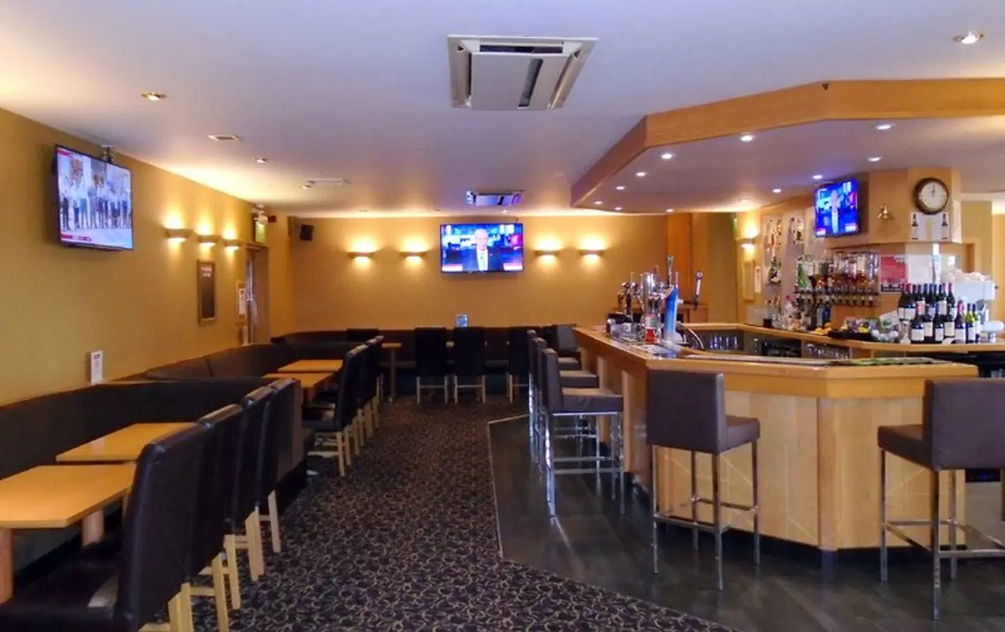 Pitbauchlie House Bar