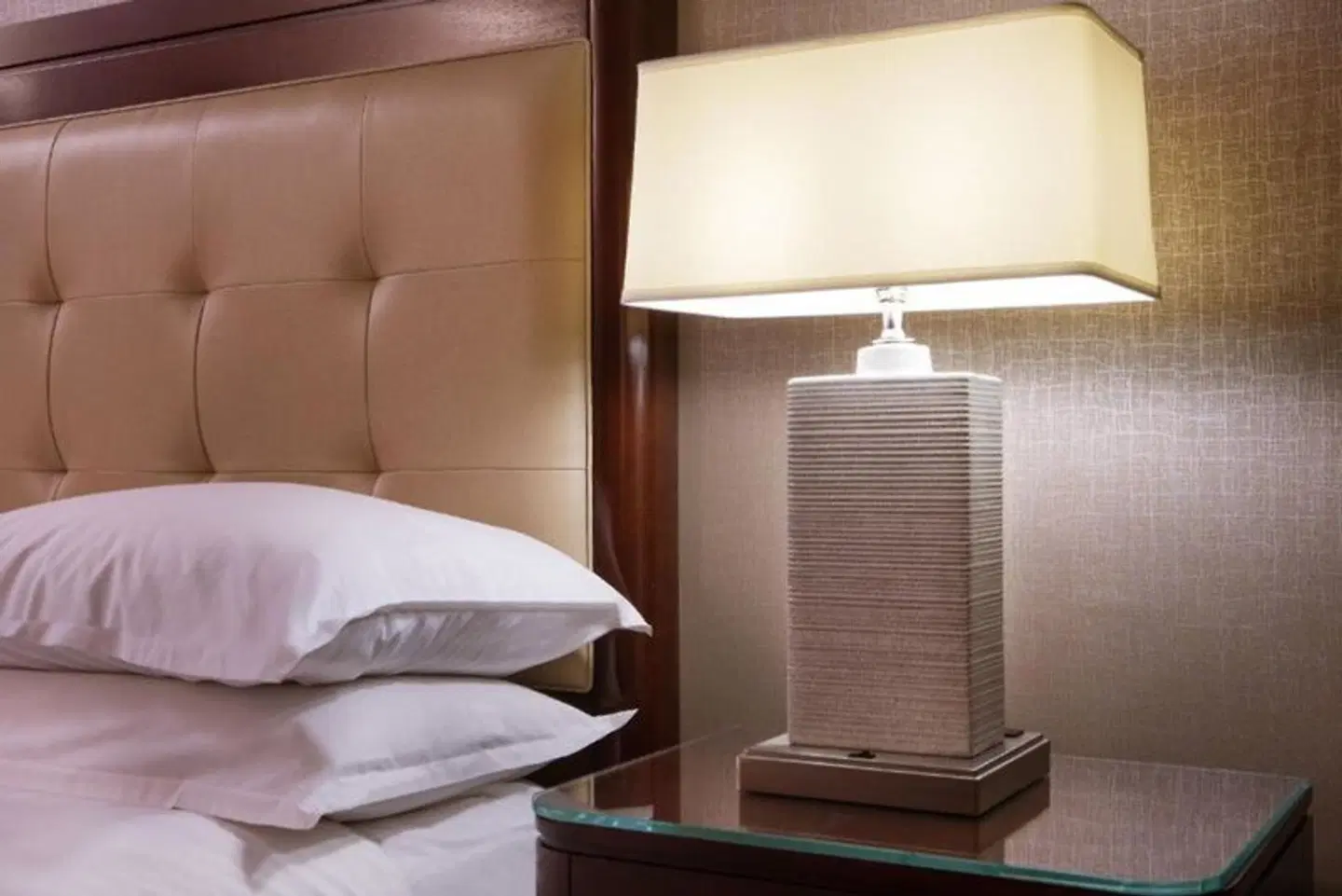 Sheraton Boston Needham Hotel ROOM_EXAMPLE