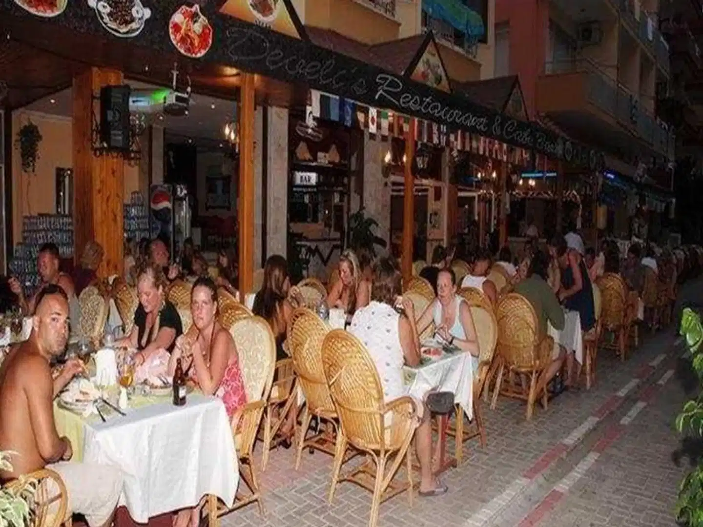Kleopatra Bebek Hotel Restaurant