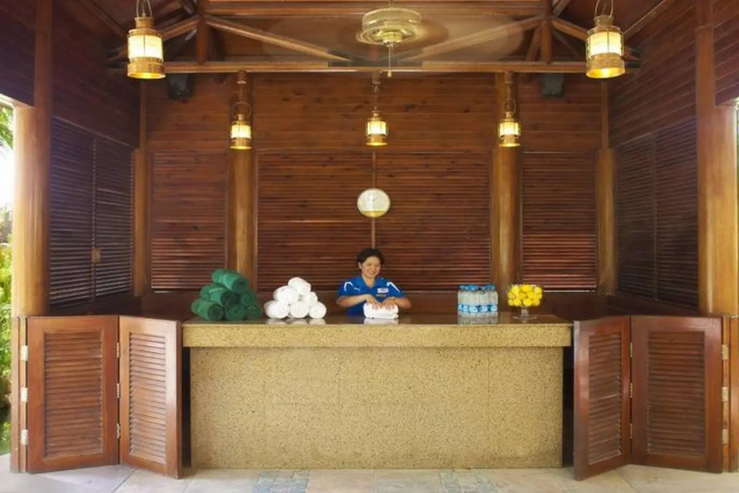 The Gulf Hotel Bahrain LOUNGE_LOBBY