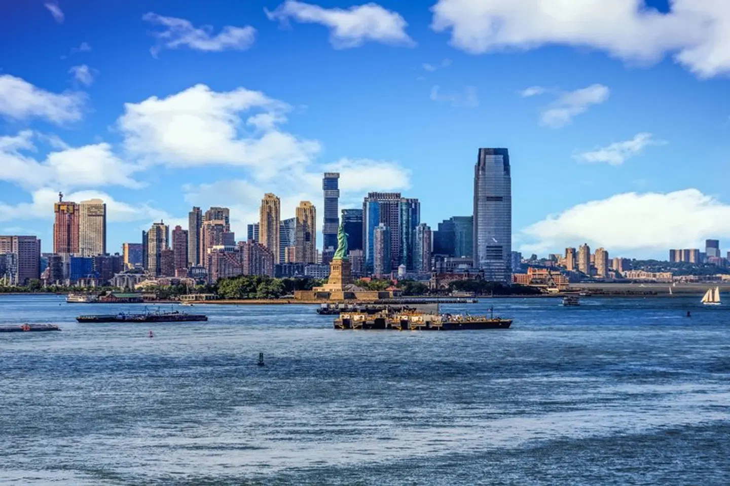 DoubleTree by Hilton Hotel & Suites Jersey City LANDSCAPE