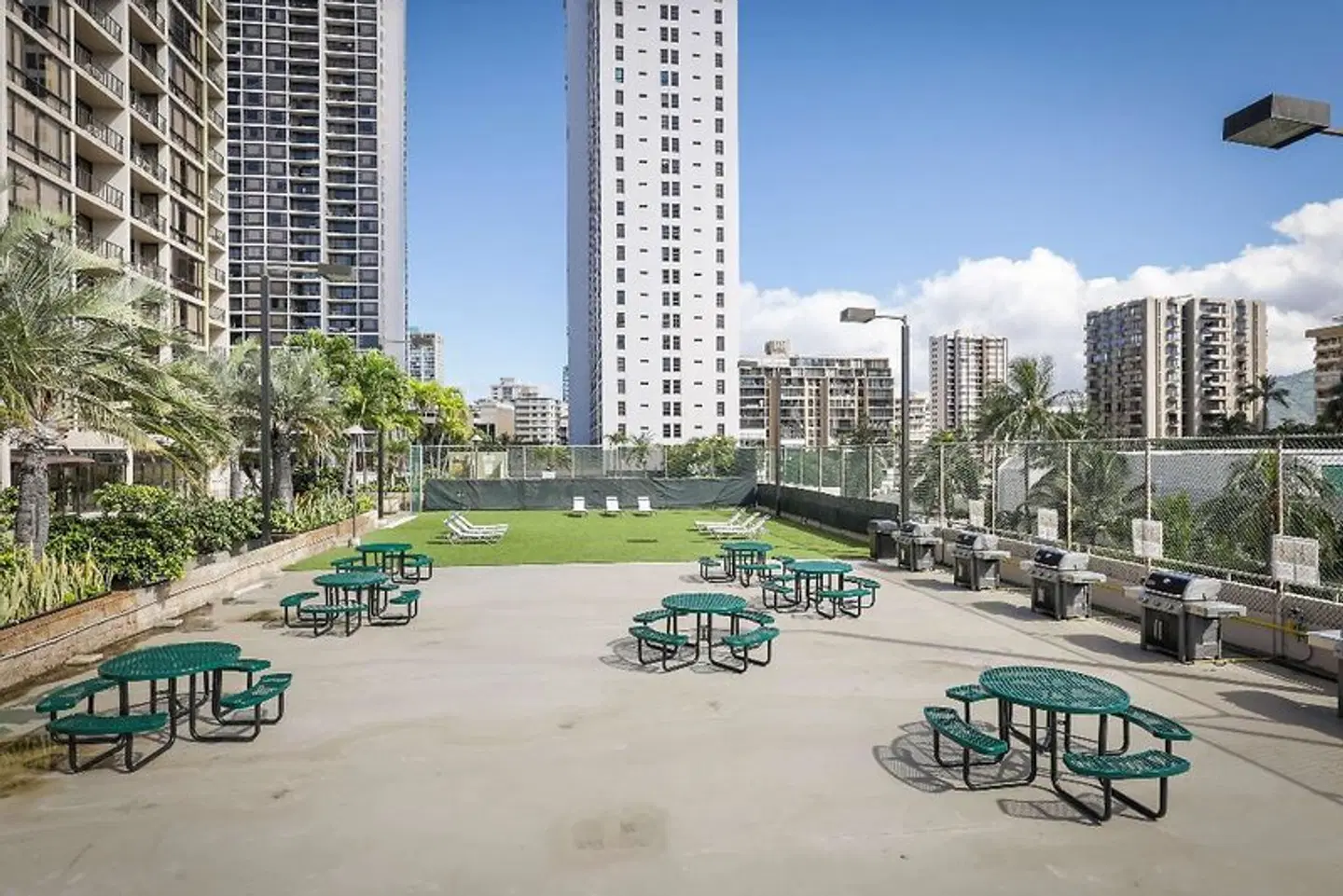 Aston Waikiki Sunset EXTERIOR