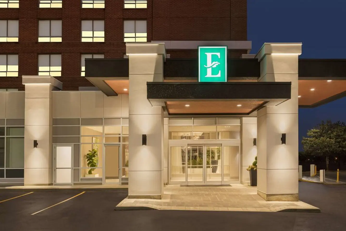 Embassy Suites by Hilton Toronto Airport LOUNGE_LOBBY