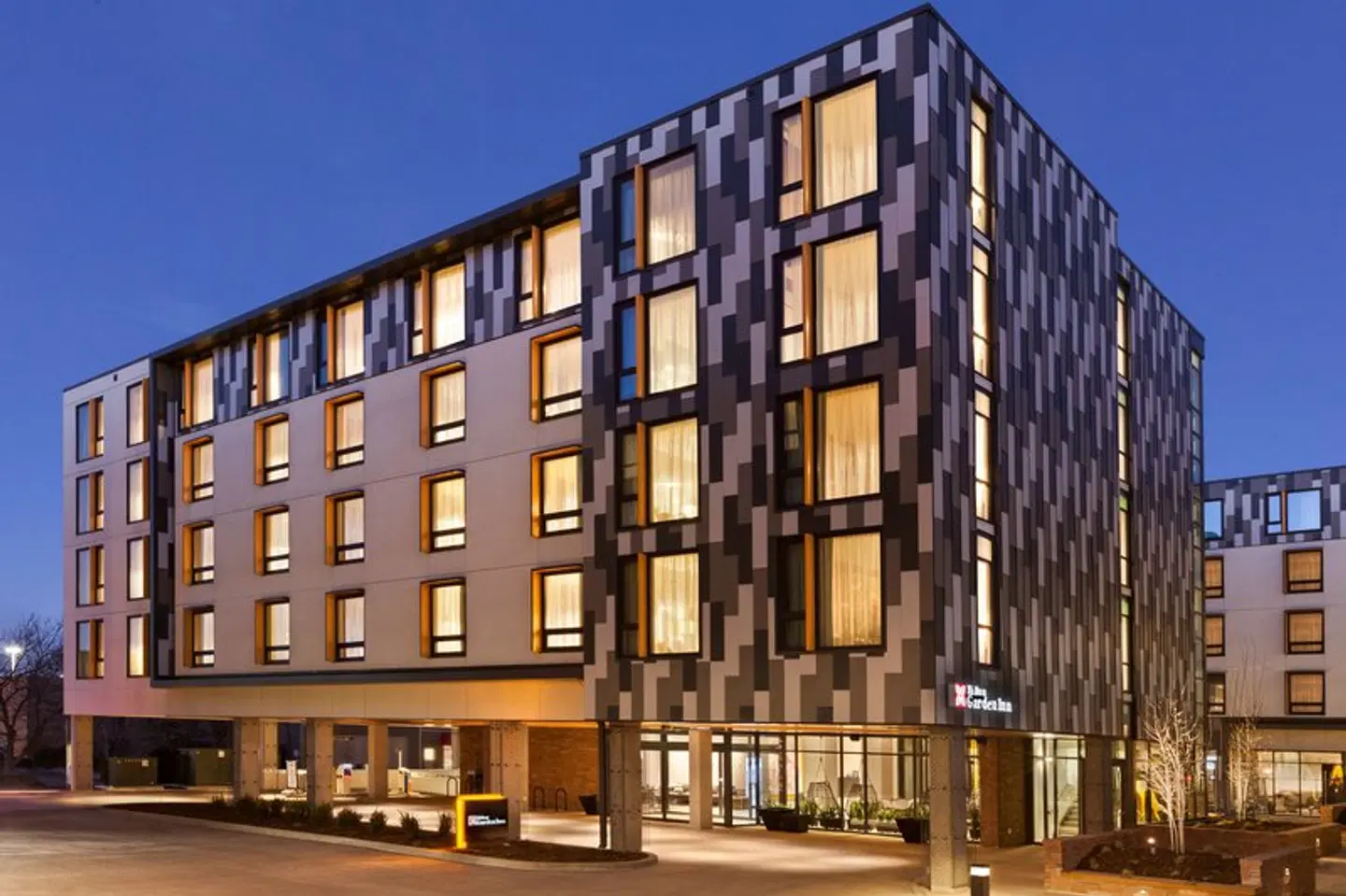 Hilton Garden Inn Boulder EXTERIOR