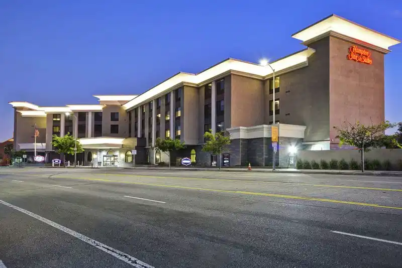 Hampton Inn & Suites Los Angeles Burbank Airport – Hotelfoto