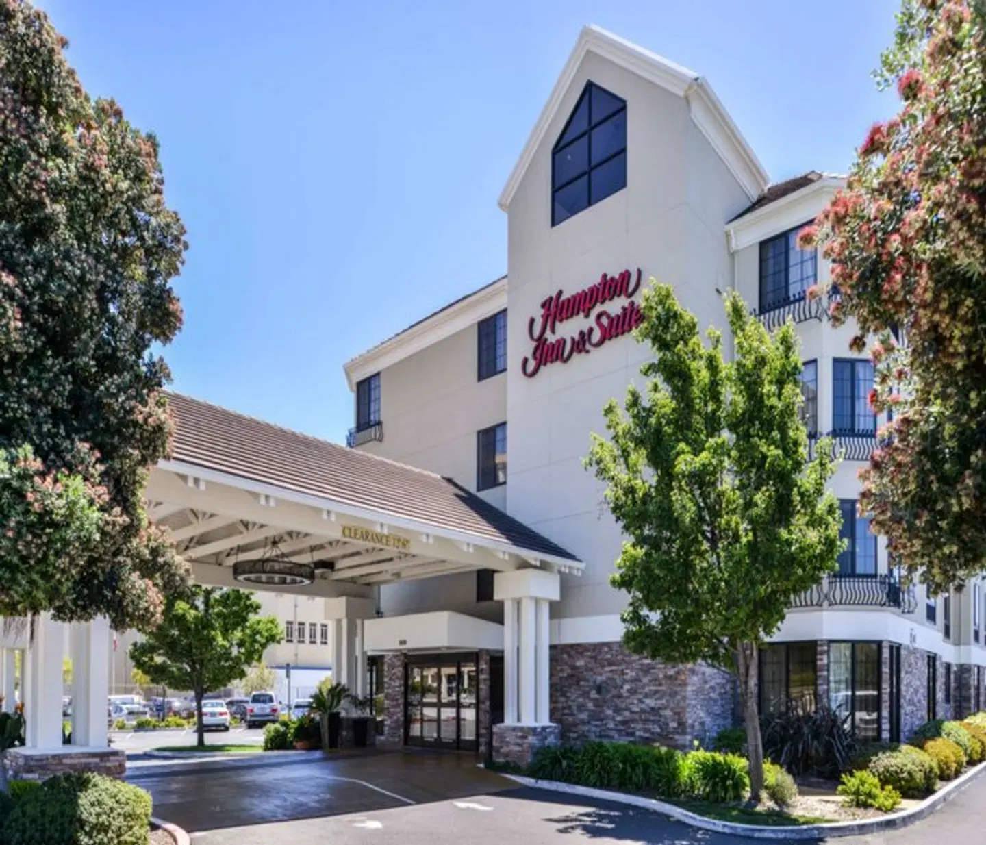Hampton Inn & Suites San Francisco-Burlingame-Airport South EXTERIOR