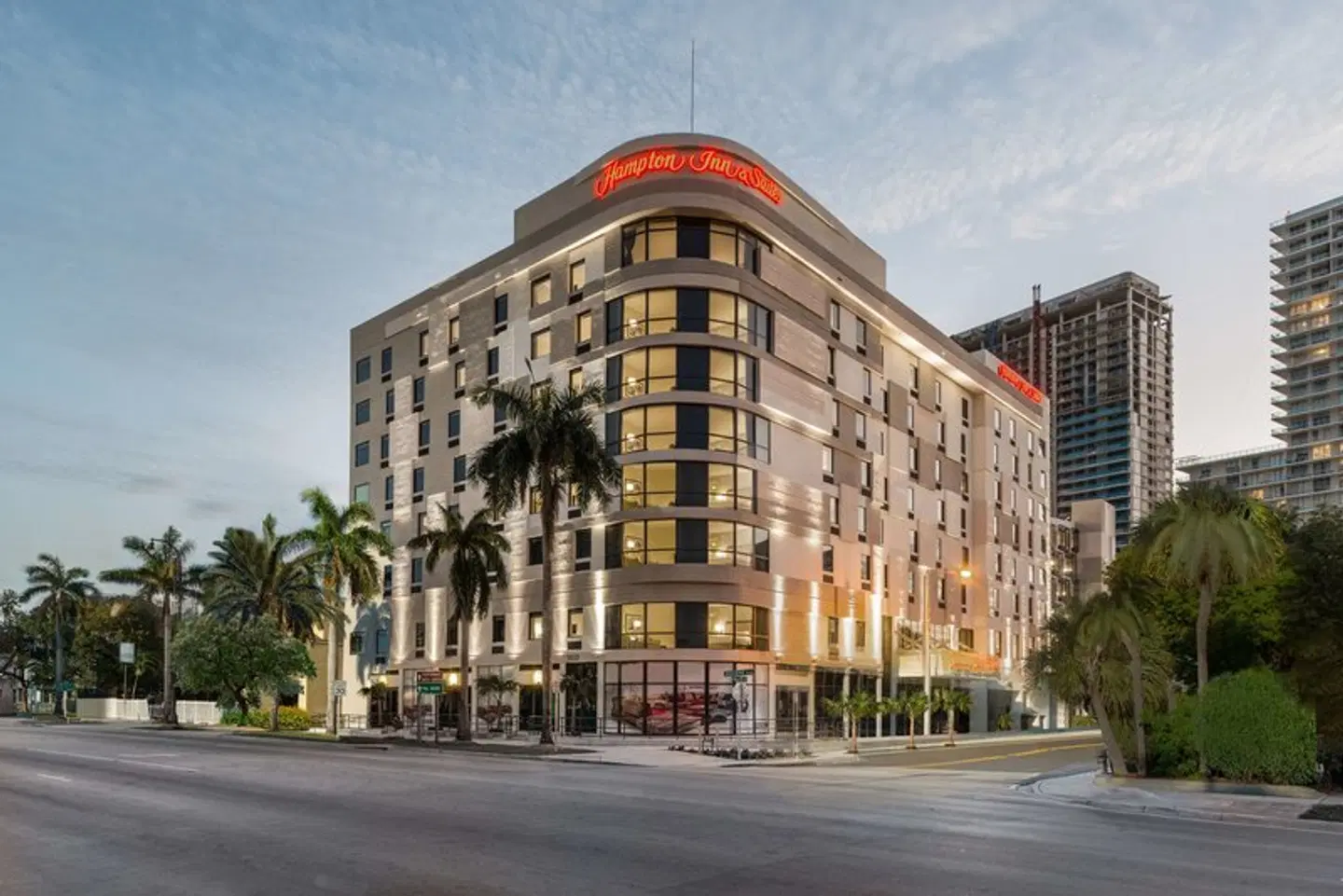 Hampton Inn & Suites Miami Wynwood Design District EXTERIOR