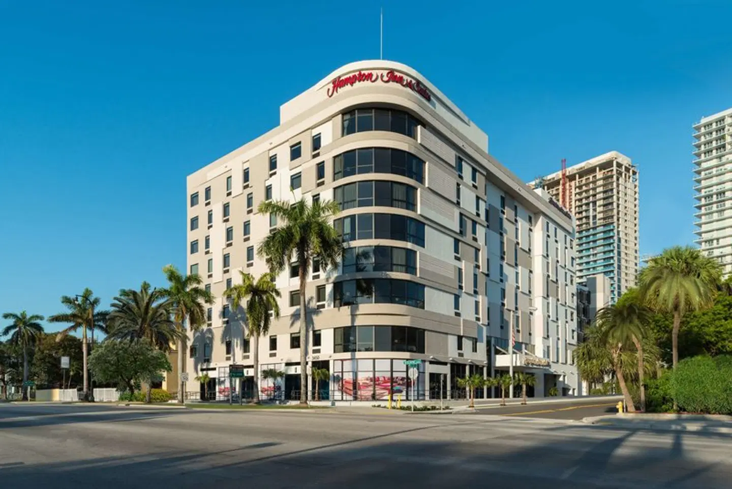 Hampton Inn & Suites Miami Wynwood Design District EXTERIOR
