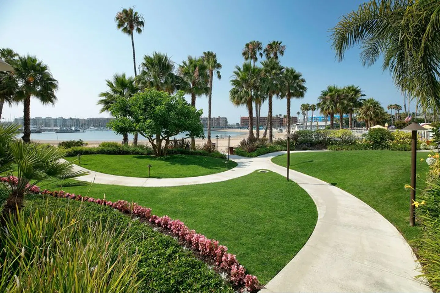 Jamaica Bay Inn Marina Del Rey, Tapestry Collection by Hilton Garten